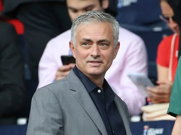 Tak Butuh Gaji Besar, Mourinho Tolak Tangani Klub China