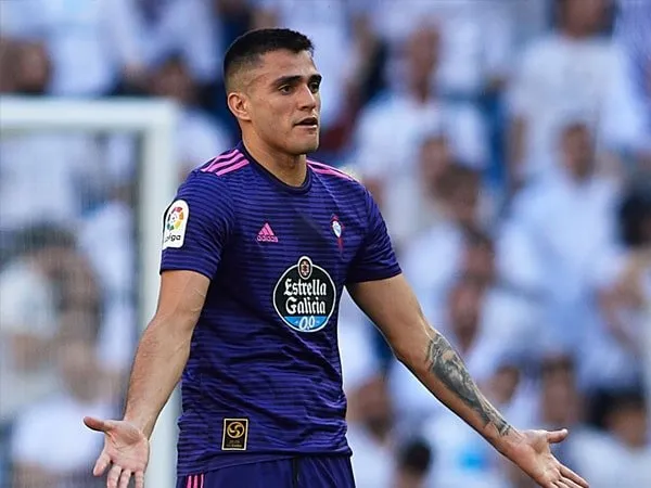 Targetkan Maxi Gomez, West Ham Dapat Persaingan dari Valencia