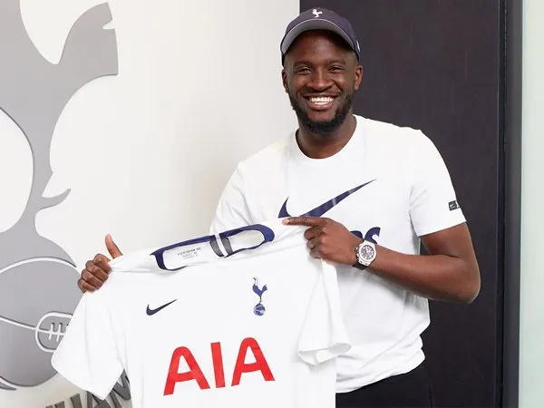 Ndombele Ungkap Alasan Lebih Pilih Tottenham Ketimbang Man United