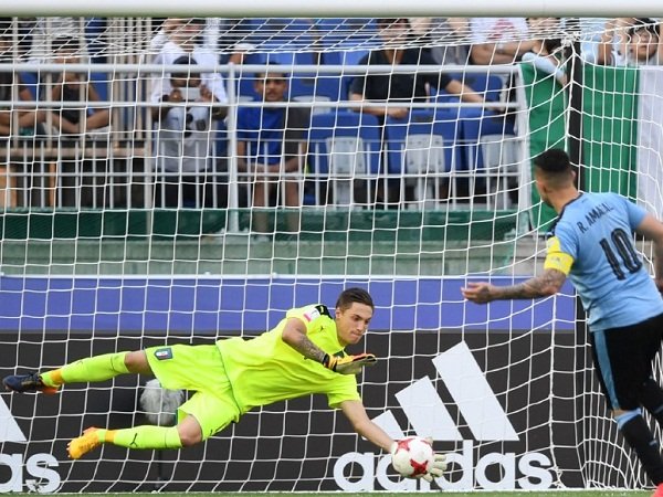 Livorno Siap Ambil Langkah Boyong Kiper Muda Milan