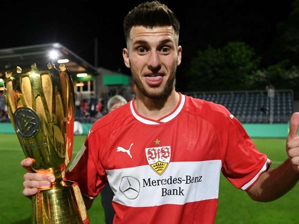 Bayern Sukses Rekrut Pemain Muda dari Stuttgart