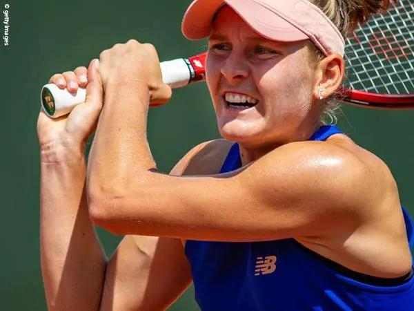 Fiona Ferro Berjuang Habis-Habisan Demi Melaju Ke Perempatfinal Di Lausanne