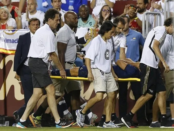 Asensio Alami Cedera di Lapangan Terkutuk NFL