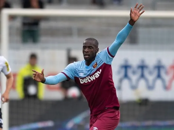 Sepakat Harga, West Ham Lepas Pedro Obiang ke Sassuolo
