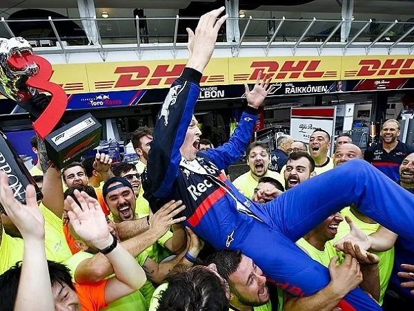 Kvyat Senang Bisa Podium di Tengah Balapan 'Horor' GP Jerman