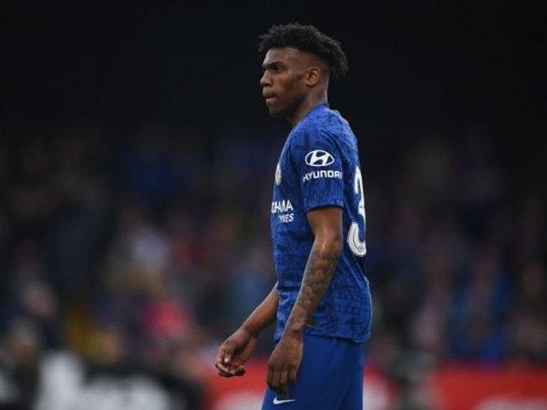 Chelsea Pinjamkan Dujon Sterling ke Wigan Athletic