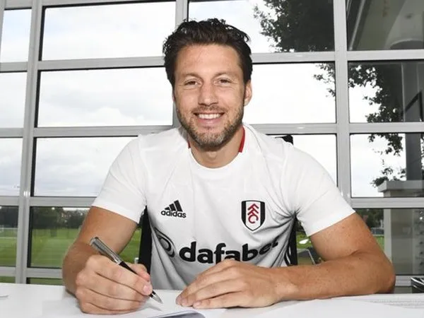 Bournemouth Pinjamkan Harry Arter ke Fulham