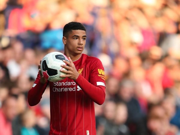 Klopp Yakin Ki-Jana Hoever Bisa Berkembang di Liverpool