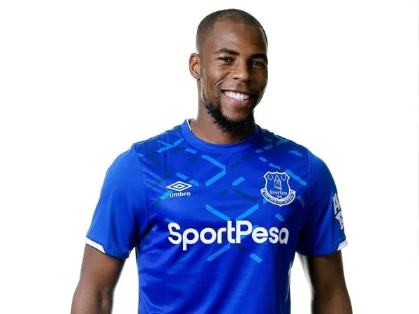 Gabung Everton Jadi Momen Luar Biasa Bagi Djibril Sidibe