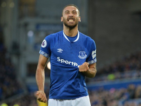 Cenk Tosun Berpeluang Pindah ke Eintracht Frankfurt