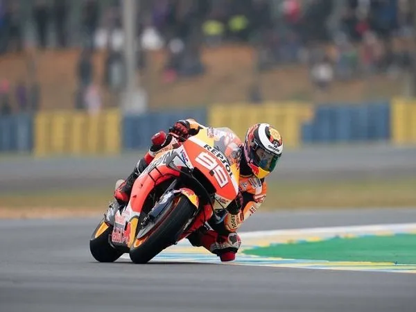 Honda Masih Belum Menyerah Tunggu Kemampuan Terbaik Lorenzo