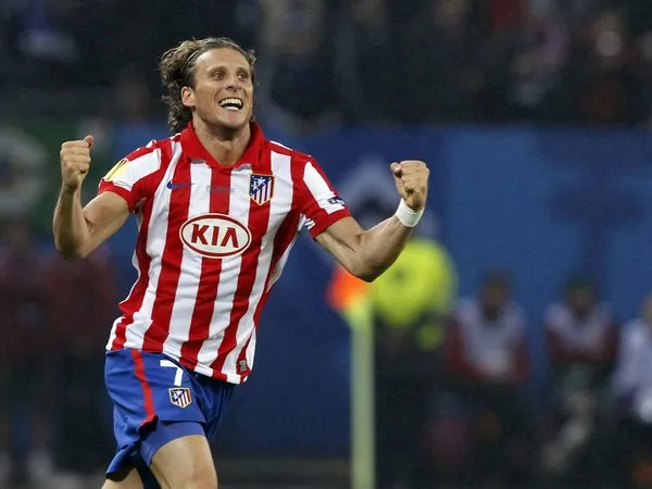 Kata Forlan, Atletico Madrid Mulai Pangkas Jarak dengan Barcelona dan Real Madrid