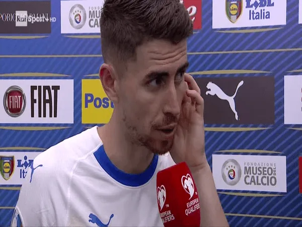 Menang Susah Payah atas Armenia, Jorginho Salahkan Kondisi Rumput