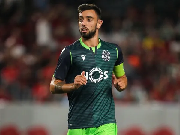 Presiden Sporting: MU Tak Pernah Serius Datangkan Fernandes