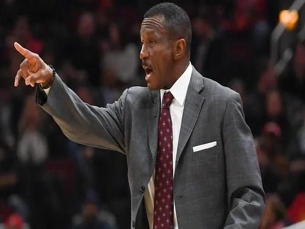 Dwane Casey Siap Duetkan Reggie Jackson Dengan Derrick Rose