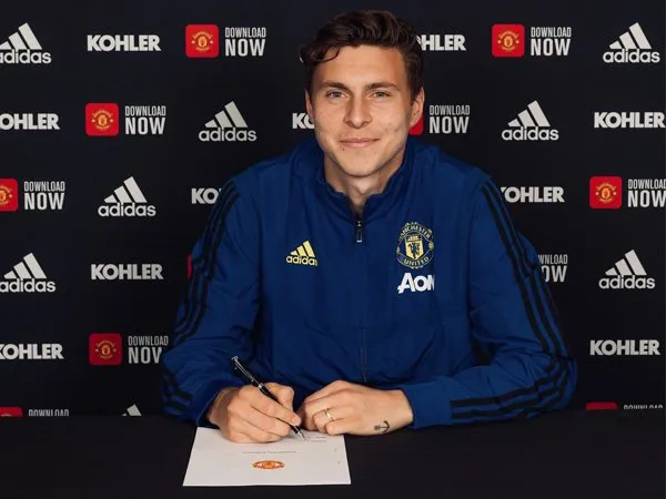 Resmi! Lindelof Perpanjang Masa Bakti di Manchester United