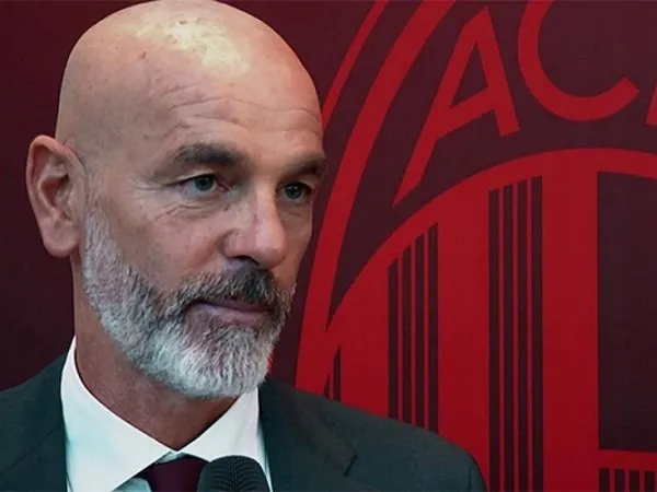 Sebut Skuat Muda Milan Adalah Hal Positif, Pioli Kenang Davide Astori
