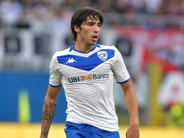 Fiorentina Ramaikan Perburuan Gelandang Brescia, Sandro Tonali