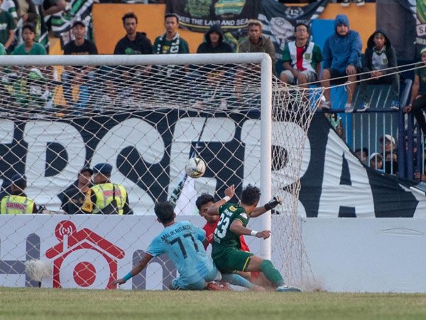 Jadwal Ketat dan Absennya Pemain Pilar Jadi Dalih Pelatih Persebaya