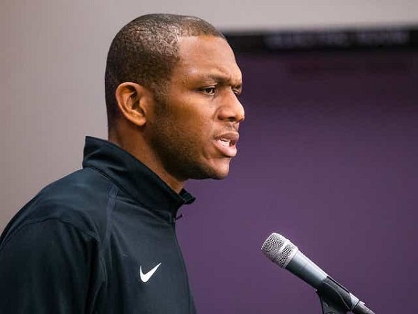 Manajer Suns Angkat Bicara Soal Kasus Doping Deandre Ayton