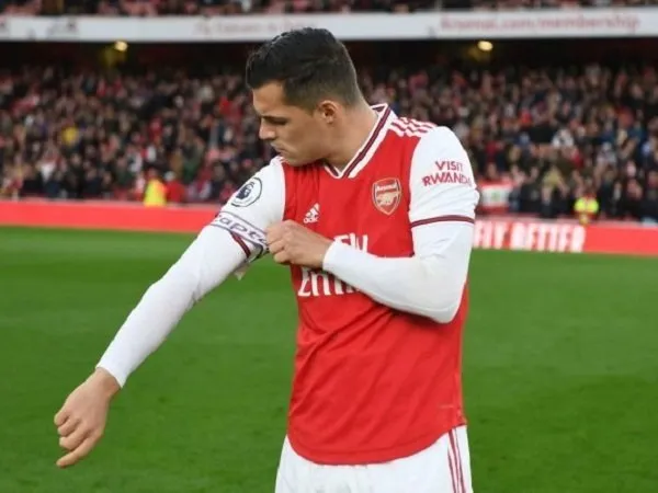 Bentrok dengan Fans Arsenal, Xhaka Tolak Minta Maaf
