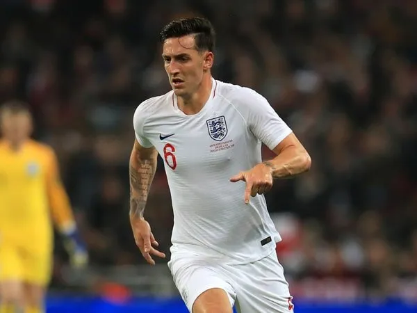 Lewis Dunk Ingin Masuk Kembali ke Timnas Inggris