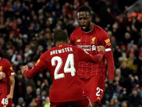 Origi Senang Pemain Muda Liverpool Jadi Pusat Perhatian