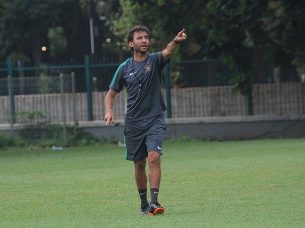 Dua Calon Pelatih Timnas Indonesia Akan Paparkan Program di Malaysia