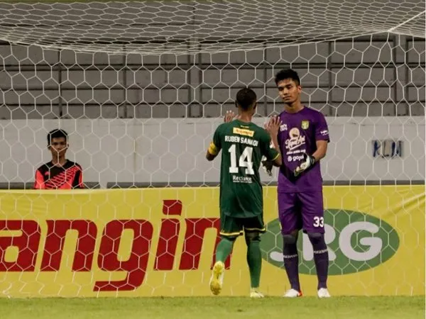 Ada Peran Ruben Atas Keberhasilan Dua Kiper Persebaya Menepis Penalti Lawan