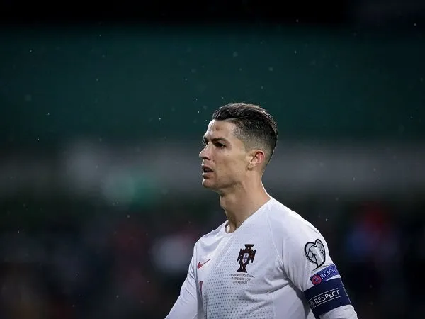 Cristiano Ronaldo Keluhkan Lapangan 'Ladang Kentang' Luksemburg