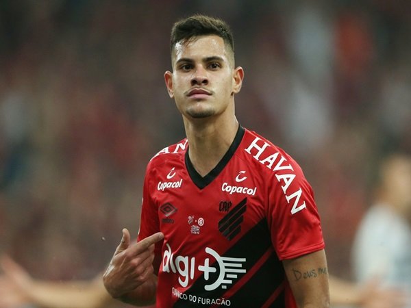 Atletico Madrid Selangkah Lagi Dapatkan Kontrak Gelandang Muda Paranaense