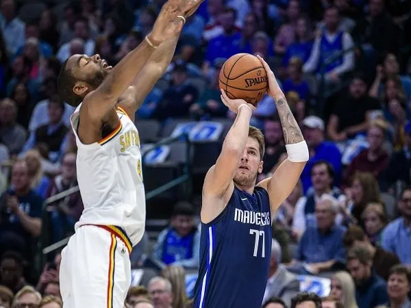 Doncic Mengamuk Lagi, Mavericks Menang Telak Atas Warriors