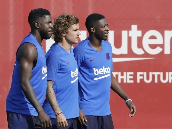 Samuel Umtiti Ejek Gaya Rambut Antoine Griezmann