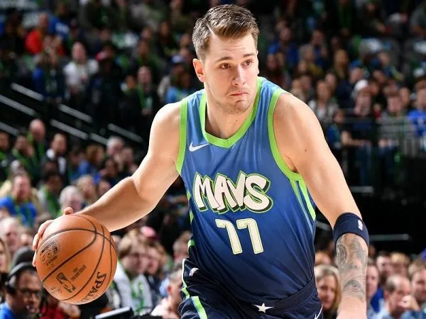 Dallas Mavericks Pulangkan New Orleans Pelicans Dengan Tangan Hampa