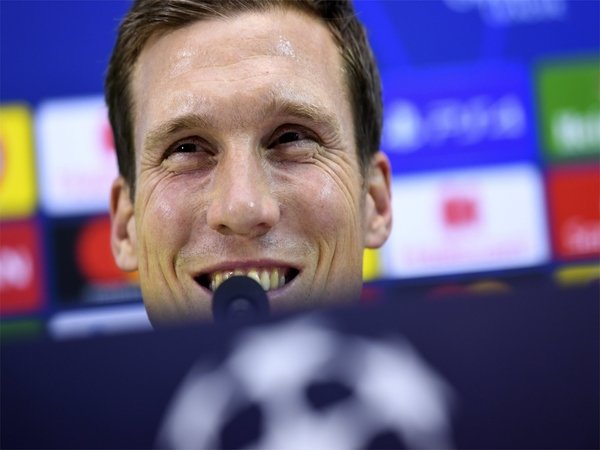 Pelatih Genk Tegaskan Bahwa Timnya Bakal Main Menyerang di Markas Napoli