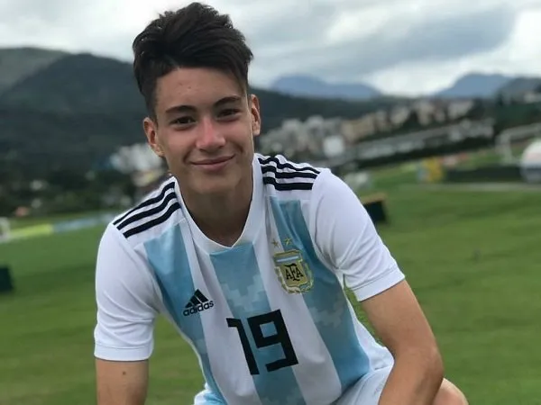 Juventus Gaet Penyerang Remaja Berbakat Asal Argentina