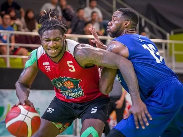 Laga Ujicoba, Louvre Surabaya Libas Pacific Caesar Dengan Skor Telak