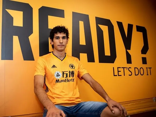 Pelatih Wolves Konfirmasi Jesus Vallejo Mungkin Dikembalikan ke Real Madrid
