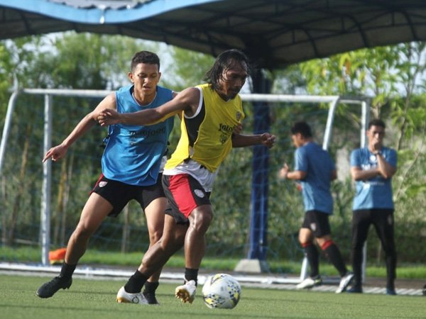 Tampil di Kompetisi Asia Jadi Tantangan Hariono Bersama Bali United