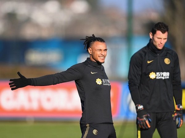Werder Bremen Ingin Pinjam Valentino Lazaro Dari Inter Milan