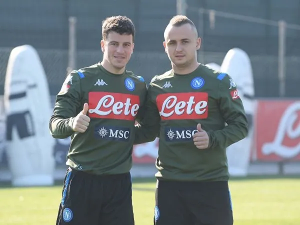 Kontra Fiorentina, Lobotka dan Demme Masuk Skuat Napoli