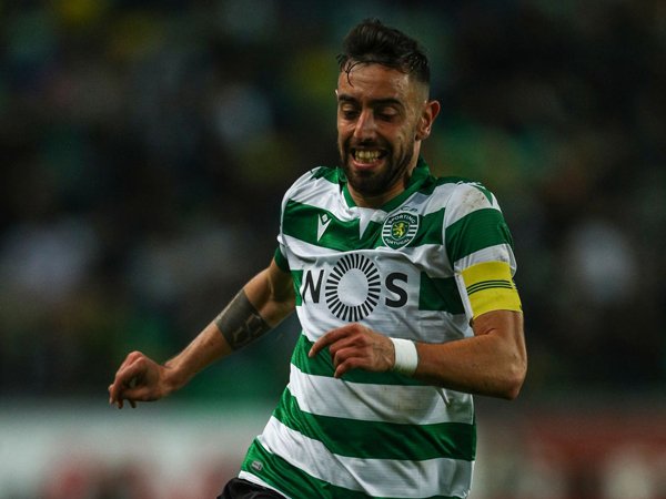 Pelatih Sporting Sebut Harga Transfer Fernandes Terlalu Murah