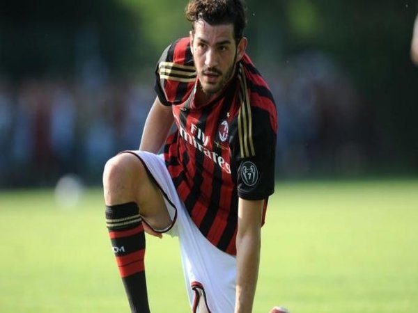 Lecce Sepakat Gaet Eks Gelandang Serang AC Milan