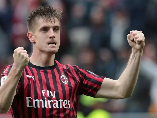 Negosiasikan Piatek, Tottenham Tawarkan Tiga Pemain