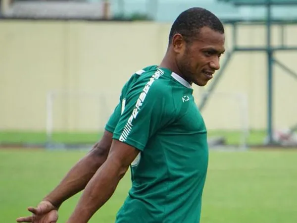 Persebaya Siapkan Eks Pemain Liga 3 Sebagai Pengganti Ruben Sanadi