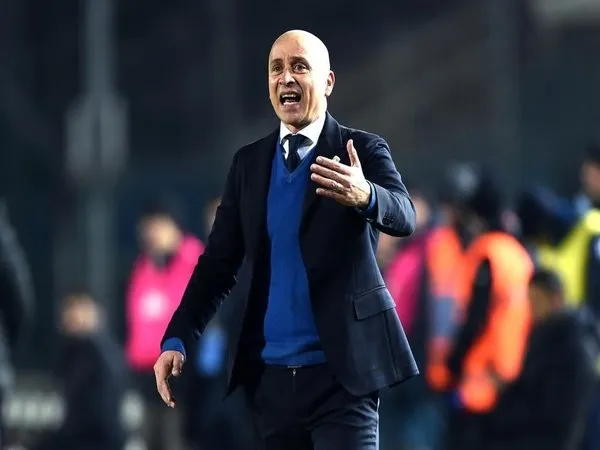 Brescia Tepis Rumor Pemecatan Pelatih Eugenio Corini