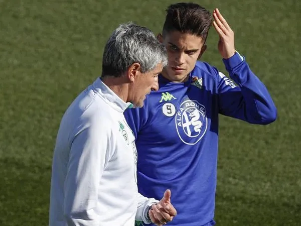 Marc Bartra Yakin Quique Setien akan Sukses di Barcelona
