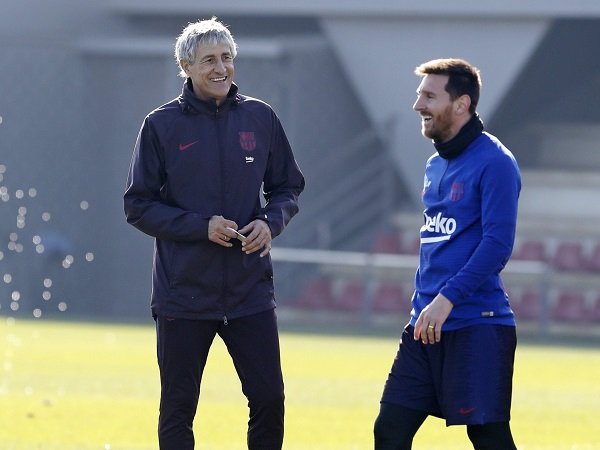 Setien Redakan Tensi dalam Latihan Barcelona Sebelum Laga Kontra Bilbao