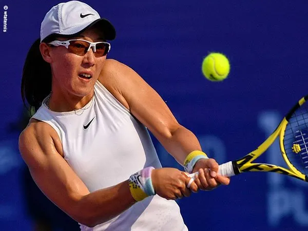 Zheng Saisai Taklukkan Tantangan Pertama Di Hua Hin