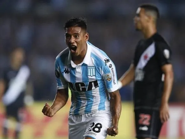 Milan Serius Inginkan Gelandang Muda Racing Club
